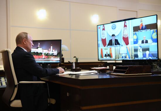 Президент РФ В. Путин принял участие в заседании ВЕЭС в режиме видеоконференции