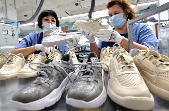 Производство обуви в Челябинске