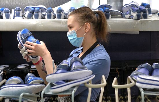 Производство обуви в Челябинске