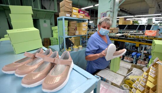 Производство обуви в Челябинске