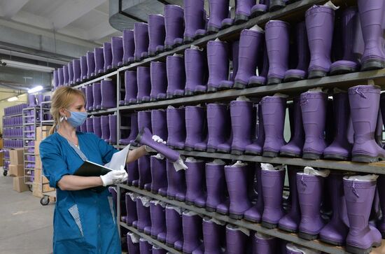 Производство обуви в Челябинске