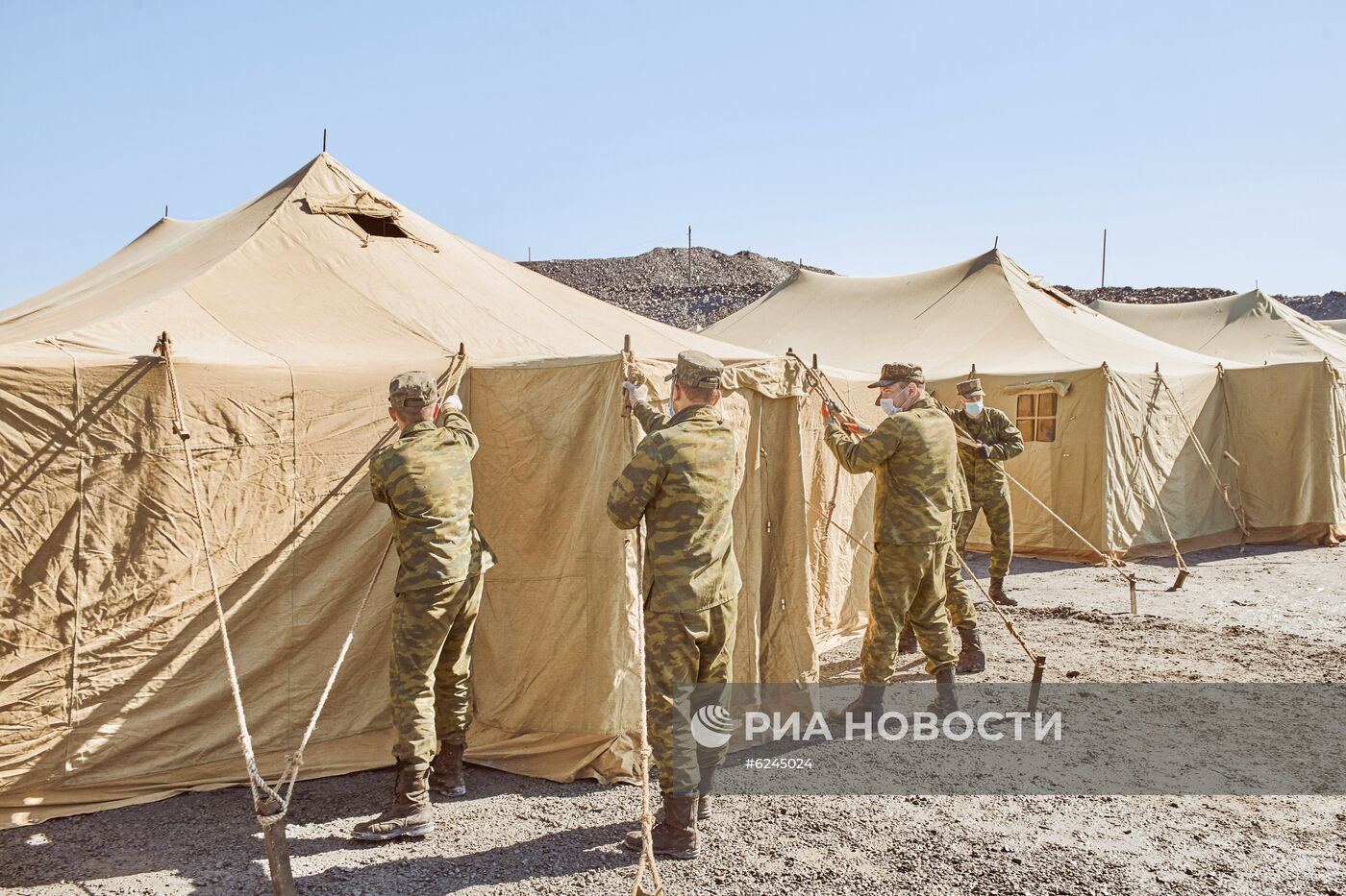 Военнослужащие ЦВО развернули полевой мобильный госпиталь в Красноярском крае