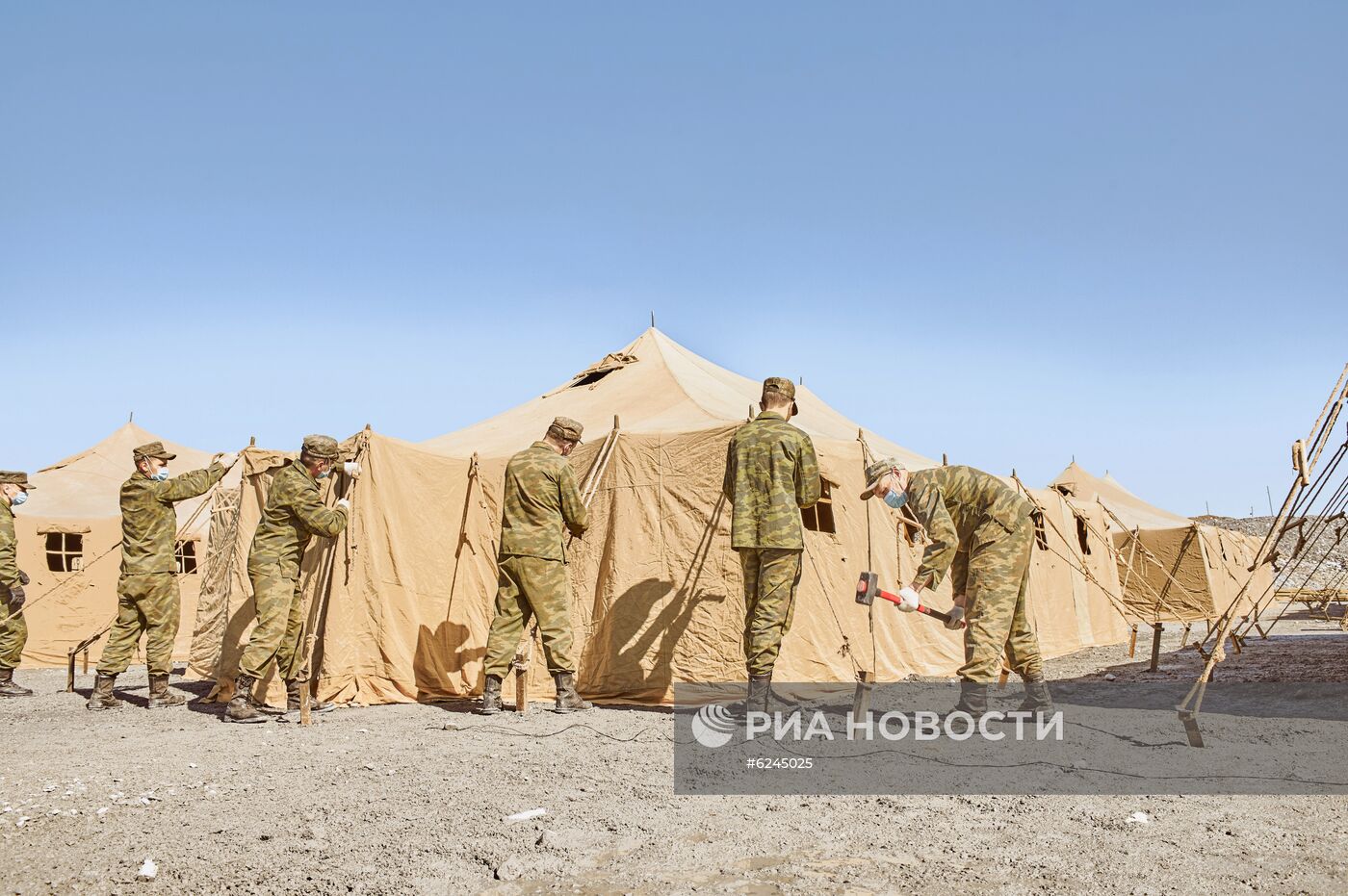 Военнослужащие ЦВО развернули полевой мобильный госпиталь в Красноярском крае