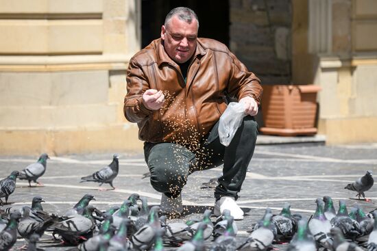 Ослабление карантинного режима в Азербайджане