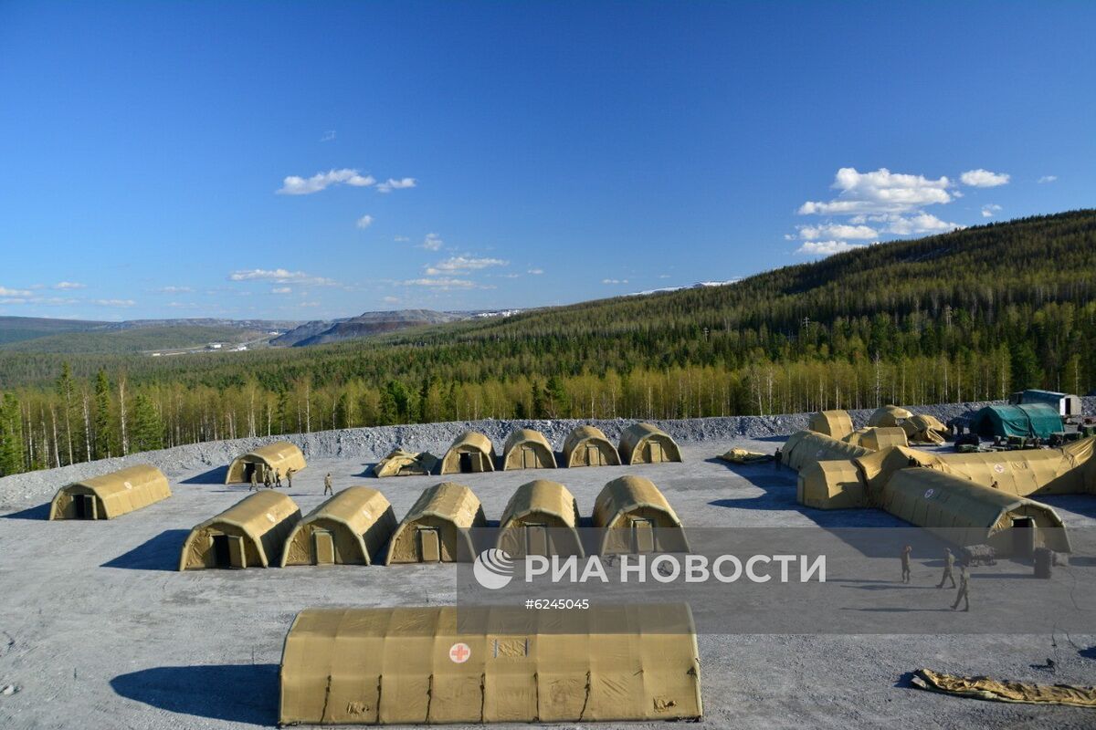 Военнослужащие ЦВО развернули полевой мобильный госпиталь в Красноярском крае