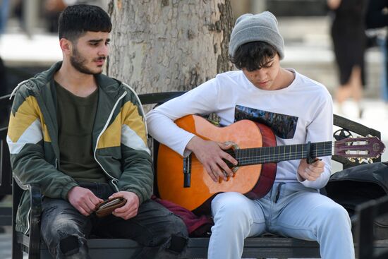 Ослабление карантинного режима в Азербайджане