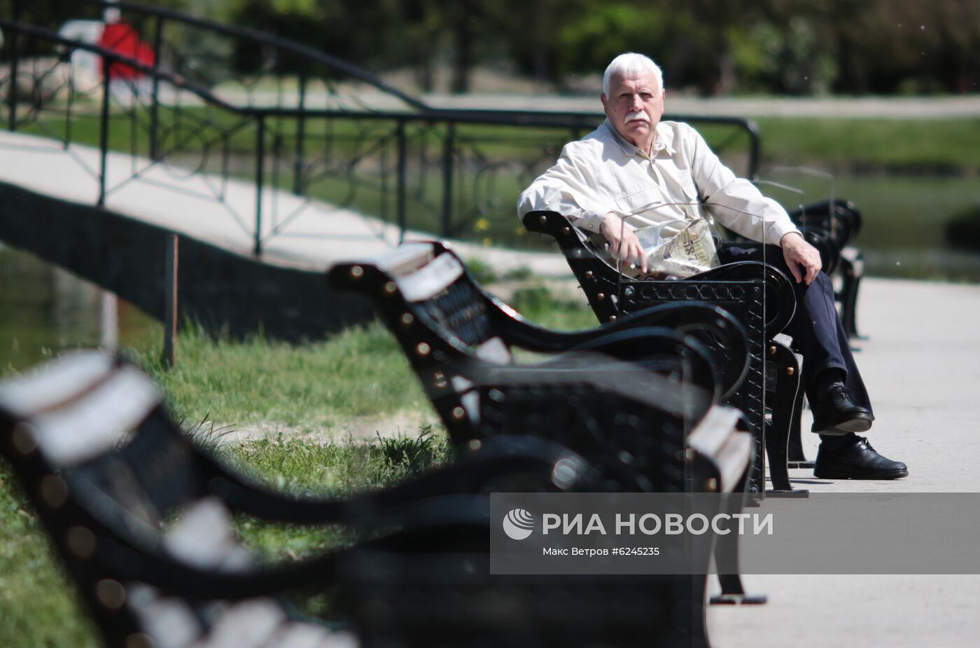 Ослабление карантинного режима в городах России 