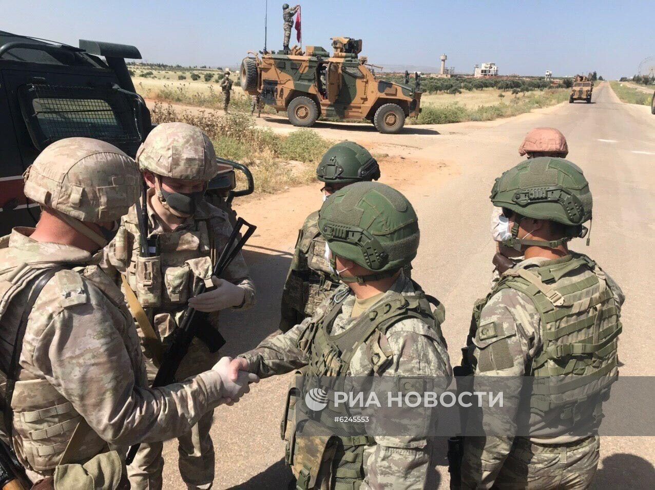 Россия и Турция провели совместное патрулирование в сирийской провинции Алеппо-Латакия