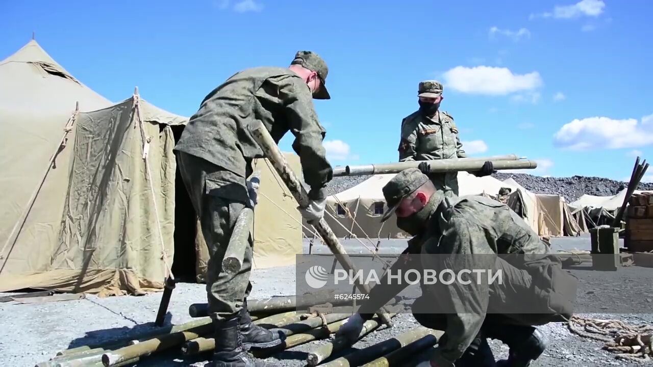 Военнослужащие ЦВО развернули полевой мобильный госпиталь в Красноярском крае