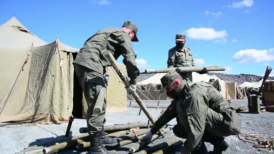 Военнослужащие ЦВО развернули полевой мобильный госпиталь в Красноярском крае