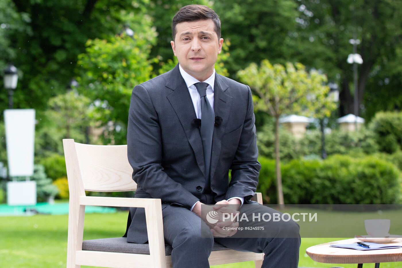 Годовщина пребывания В. Зеленского на посту президента Украины