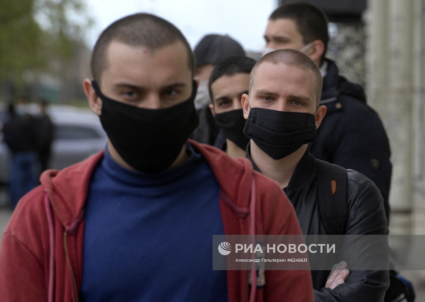 Призыв на военную службу в городах России