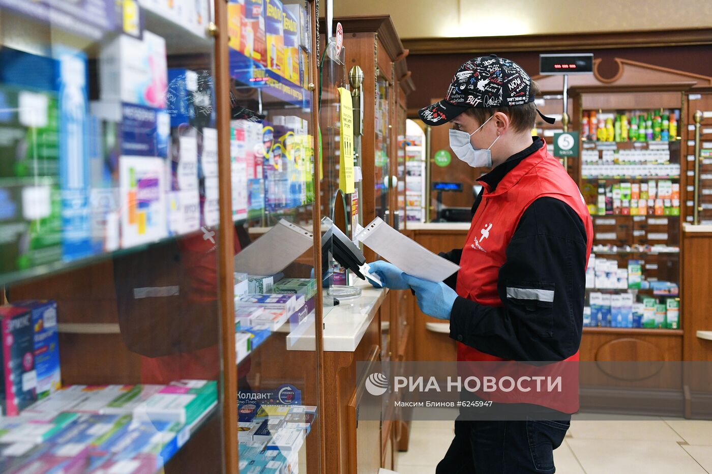 Работа волонтеров-медиков в Москве