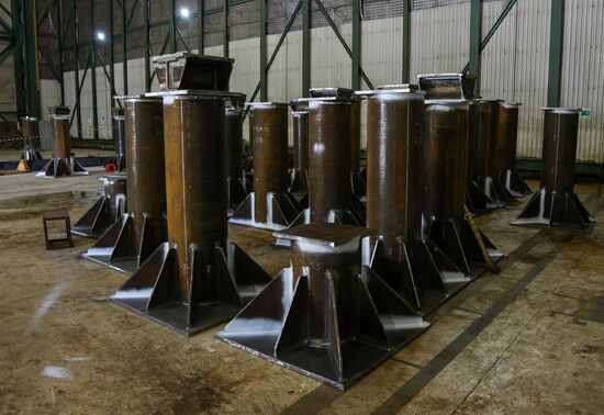 Производство компании "РусГазШельф" в Мурманске