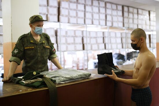 Весенний призыв на военную службу в городах России