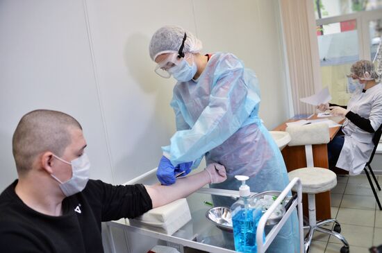 Отправка призывников на службу в ВС РФ из Москвы