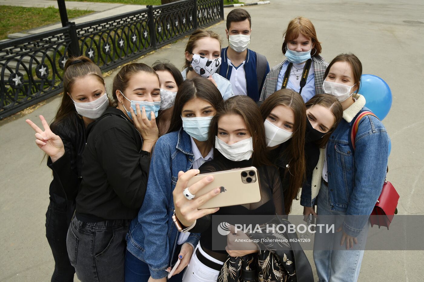 Последний звонок в городах России