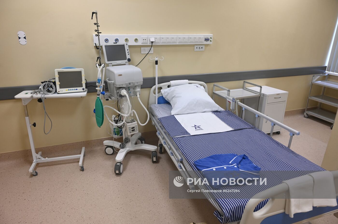 Открытие медцентра Минобороны РФ для пациентов с COVID-19 в Ростове-на-Дону 