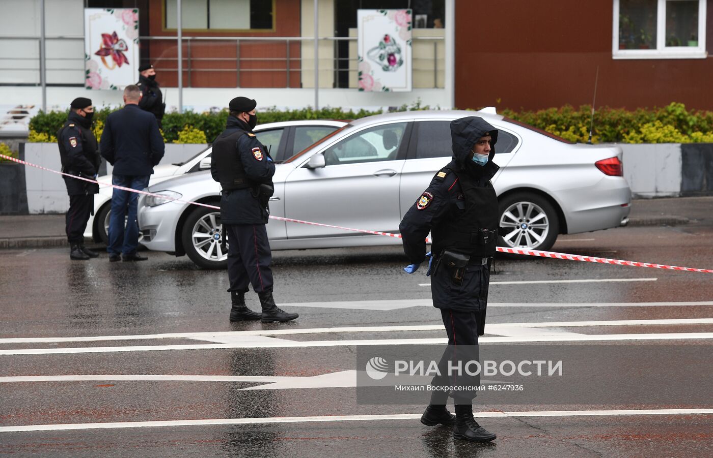 Захват заложников в отделении банка в центре Москвы