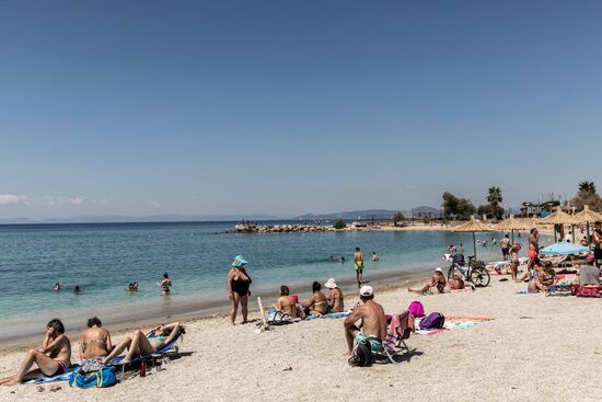 Ослабление карантинного режима в Греции