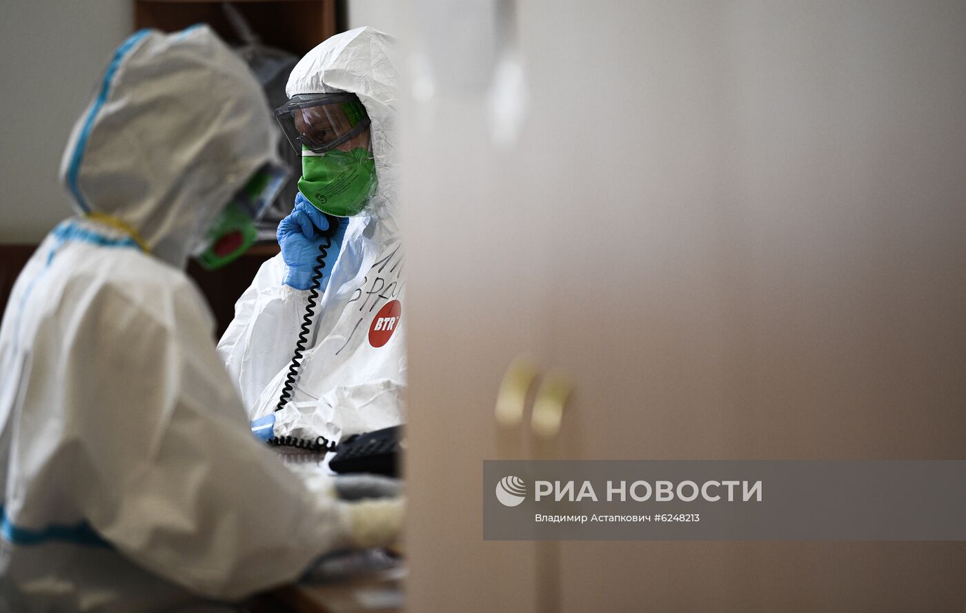 Врач Илья Чайников в инфекционной больнице "РЖД-Медицина"