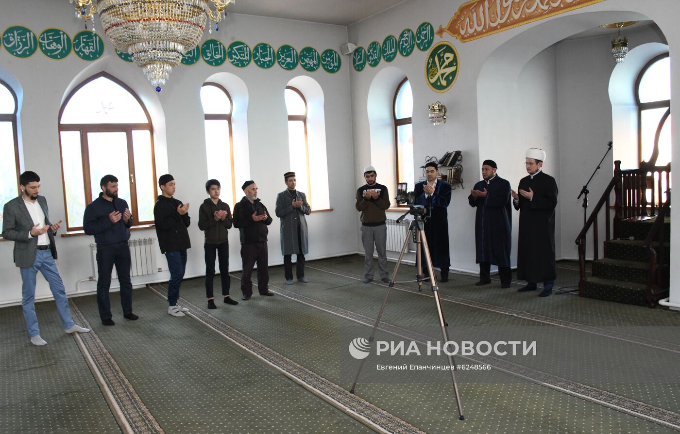 Празднование Ураза-байрама в городах России