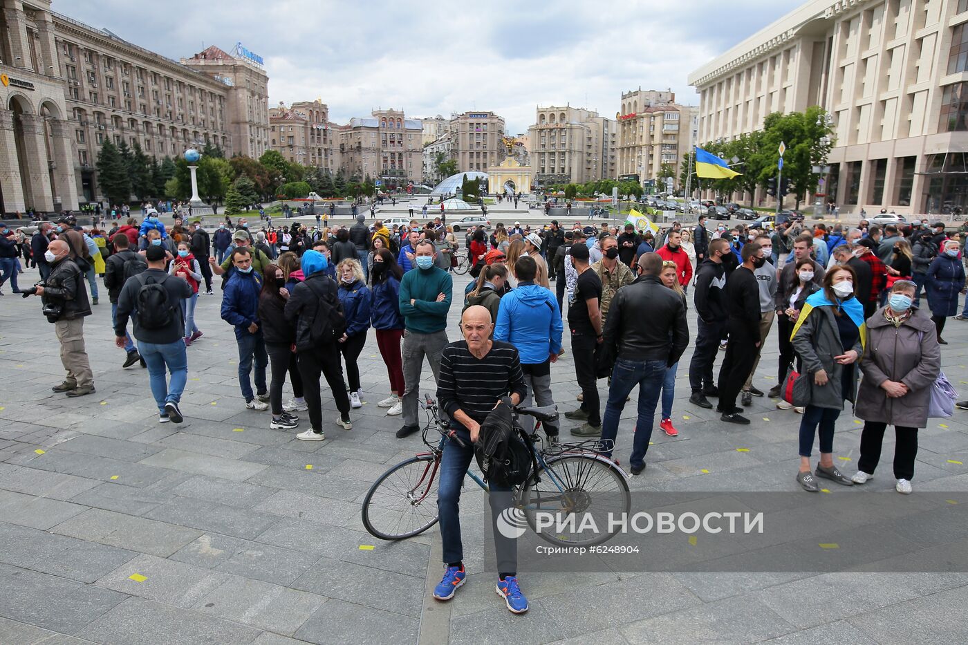 Протесты против В. Зеленского на Украине
