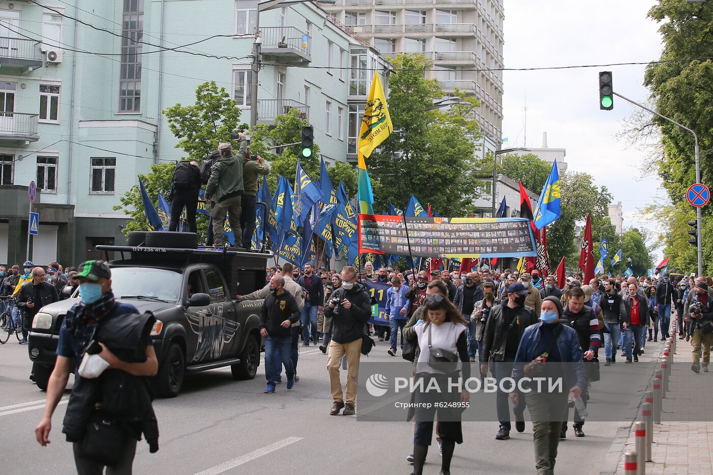 Протесты против В. Зеленского на Украине