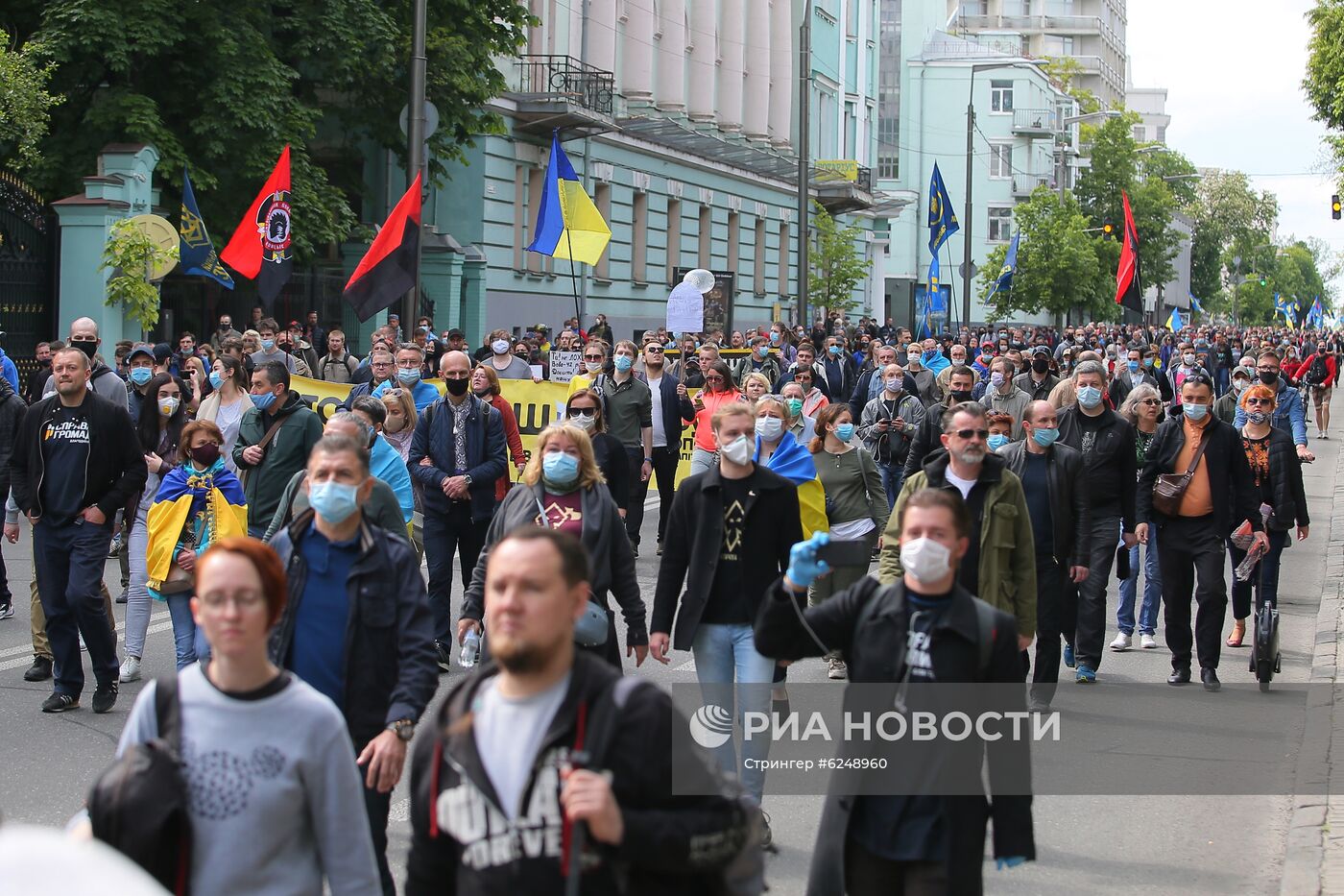 Протесты против В. Зеленского на Украине