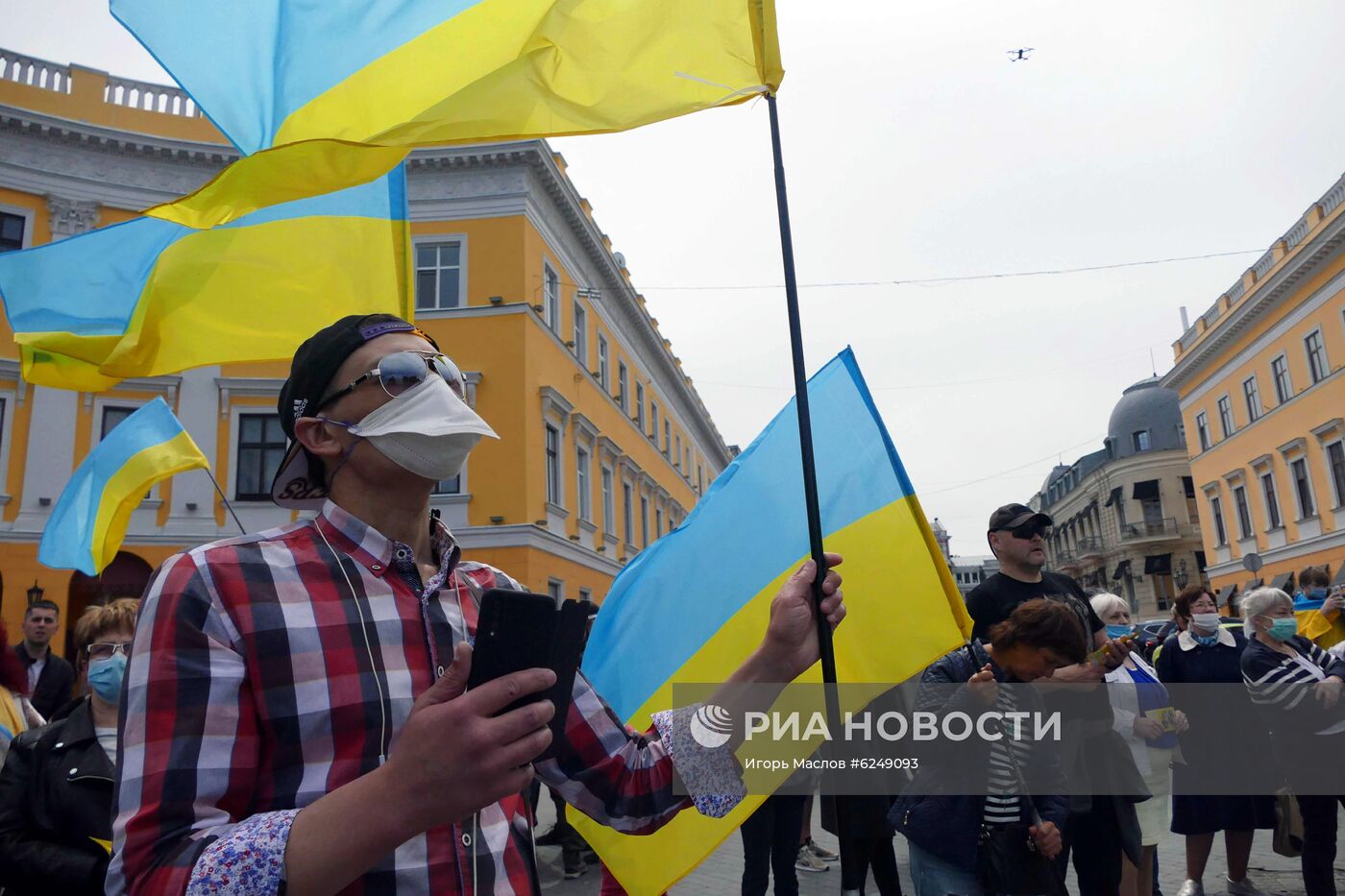 Протесты против В. Зеленского на Украине