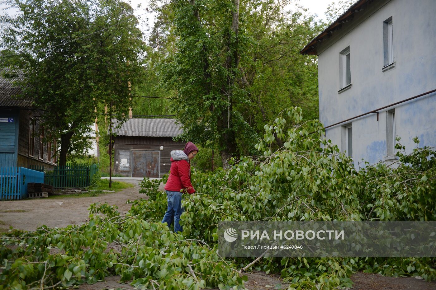 Последствия урагана в Свердловской области
