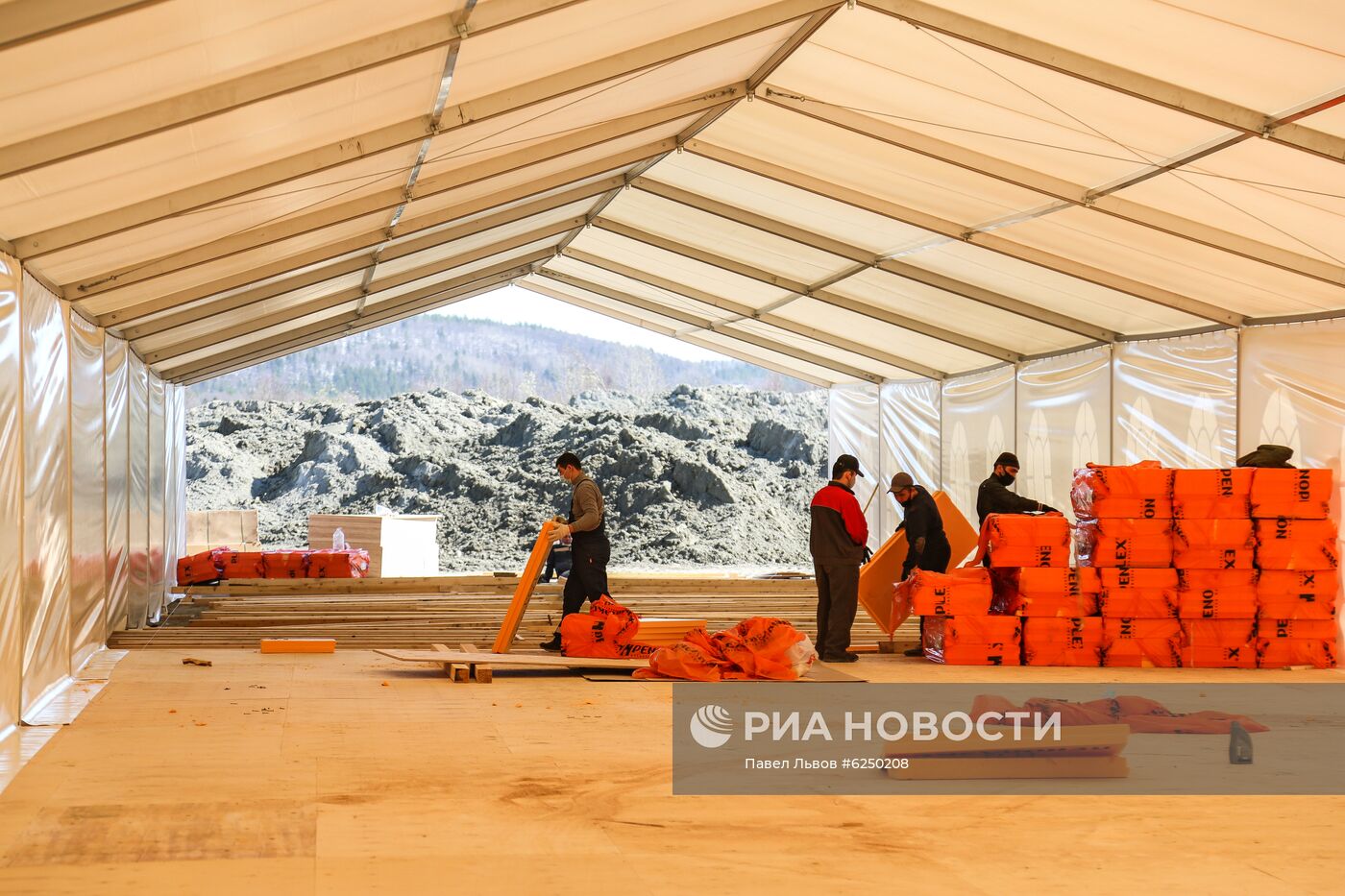 Строительство мобильного госпиталя в Мурманской области