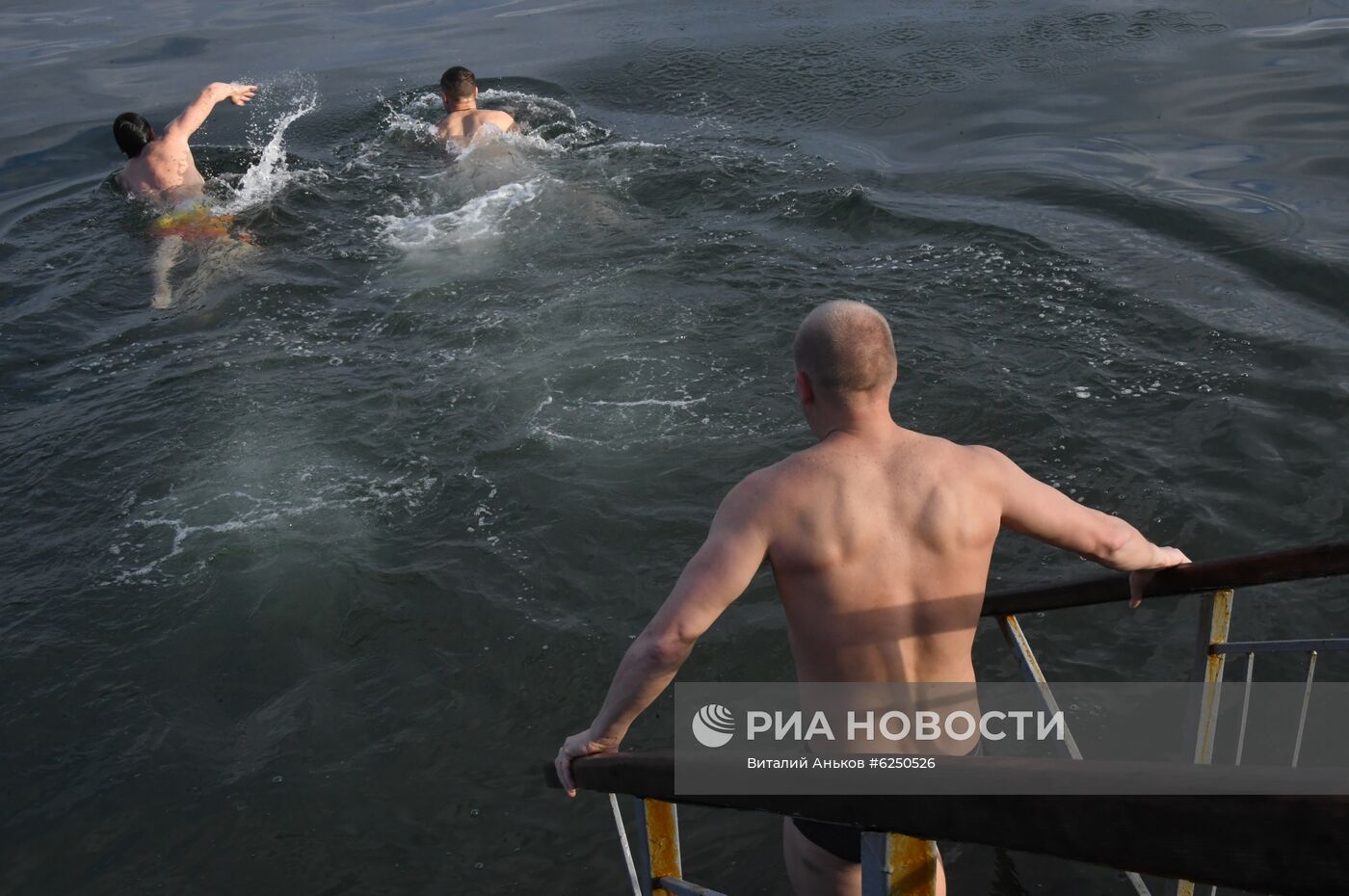 Ослабление карантинного режима в городах России