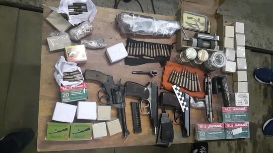 ФСБ пресекла деятельность по нелегальному изготовлению оружия и боеприпасов