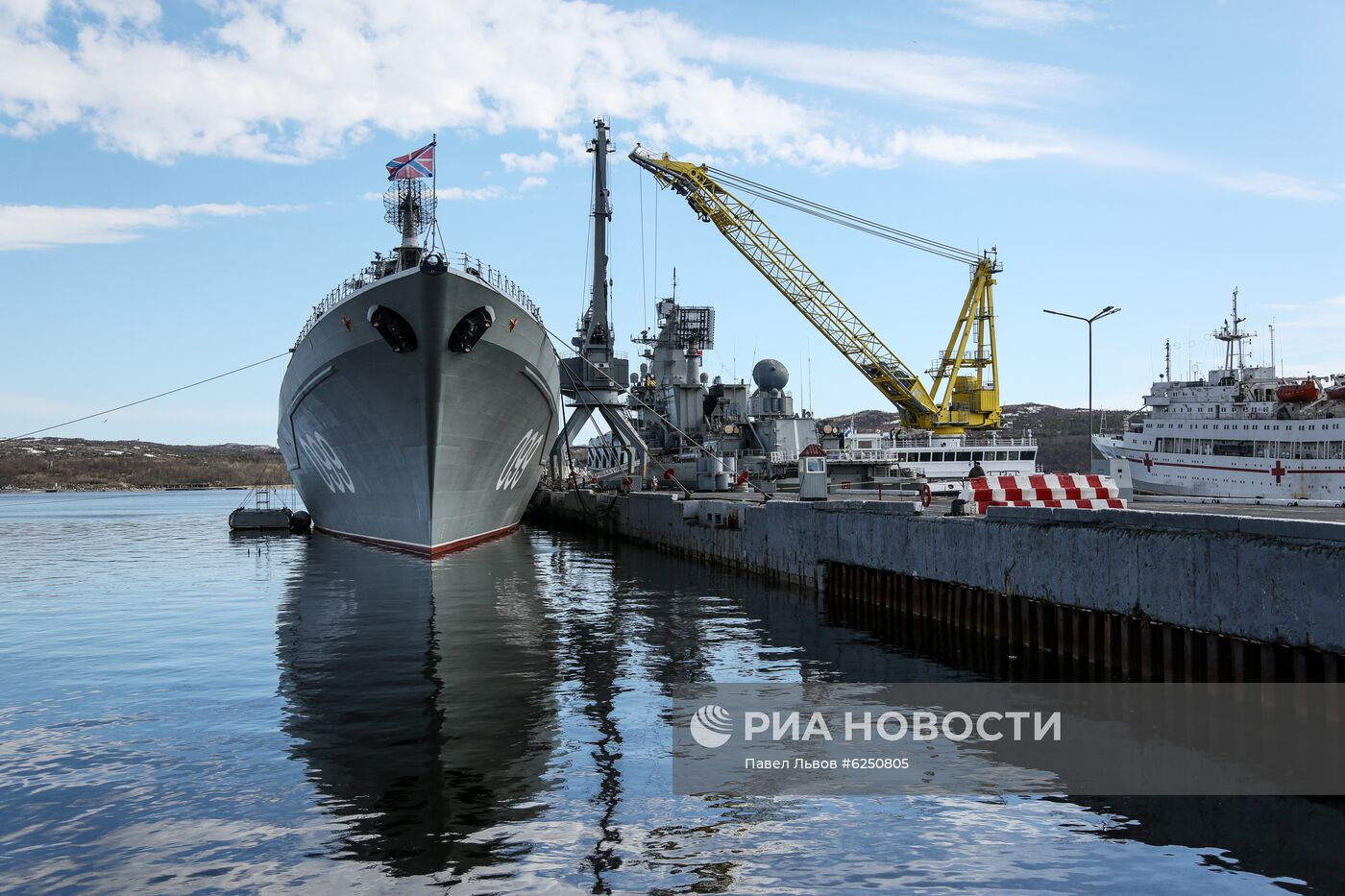 Атомный крейсер "Пётр Великий"