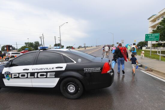 Старт американского корабля Crew Dragon к МКС отложили из-за погодных условий