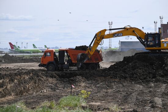 Реконструкция взлётно-посадочной полосы в аэропорту Новосибирска