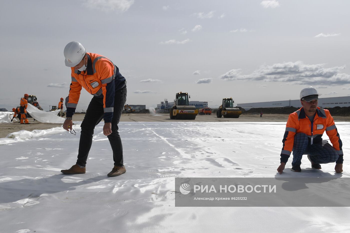 Реконструкция взлётно-посадочной полосы в аэропорту Новосибирска