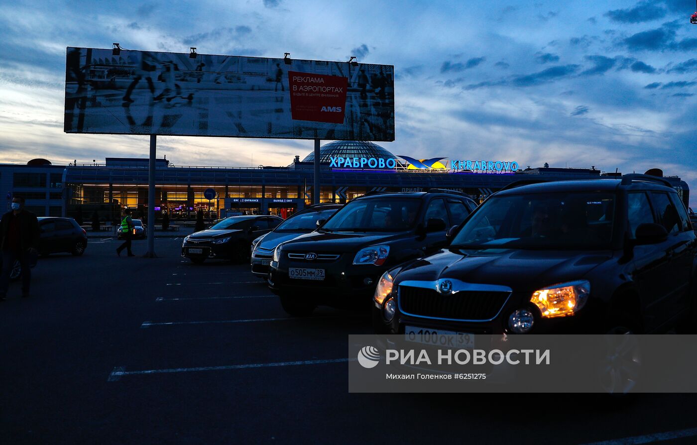 Работа автокинотеатра в Калининграде