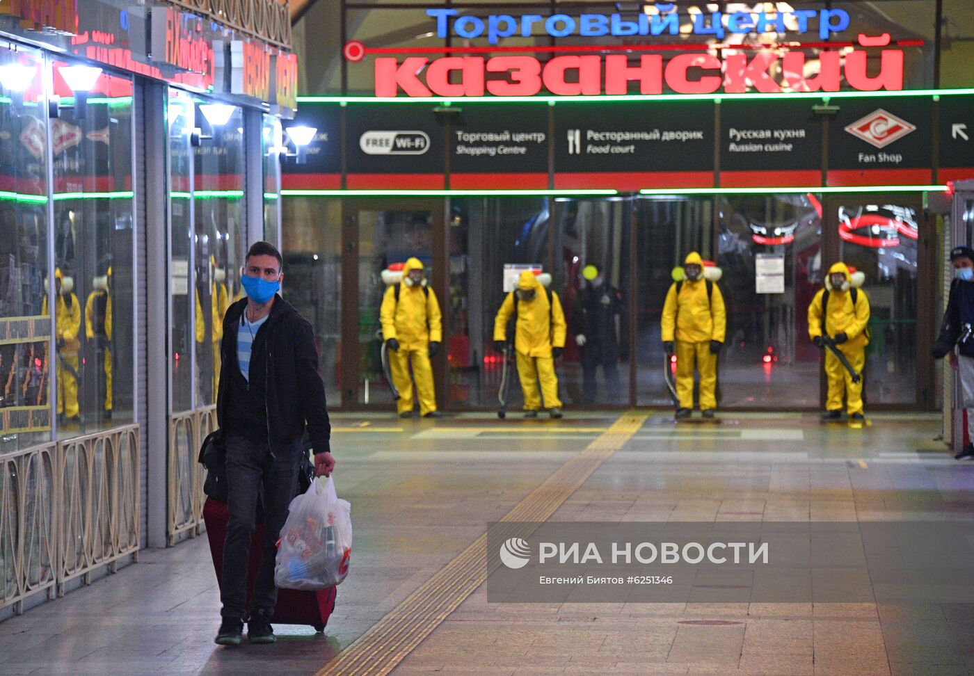 Дезинфекция Казанского вокзала в Москве