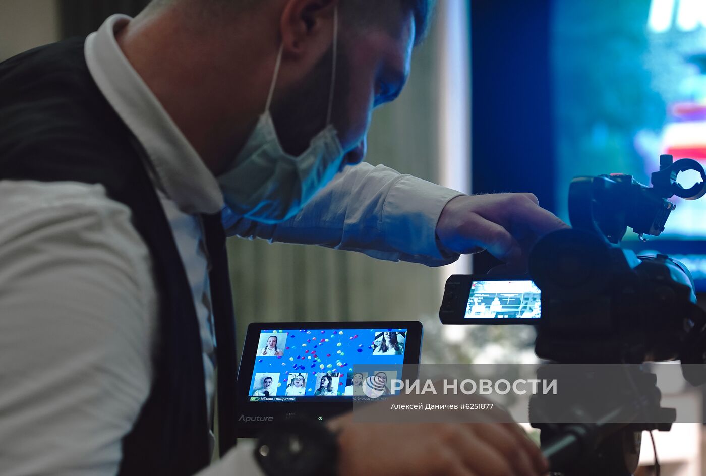 Последний звонок онлайн в петербургской гимназии No56