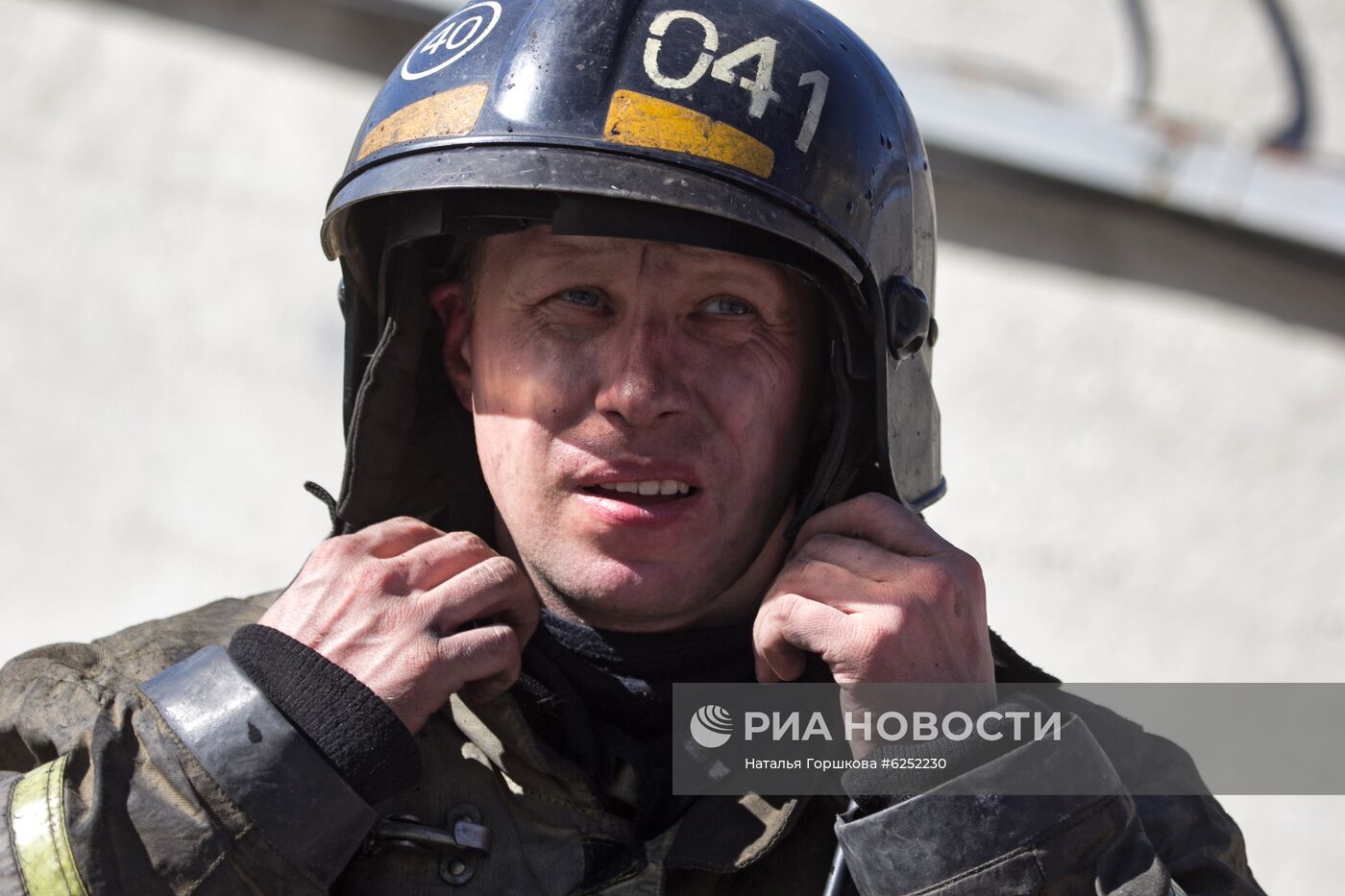 Пожар в бизнес-центре "Парус" в Тюмени