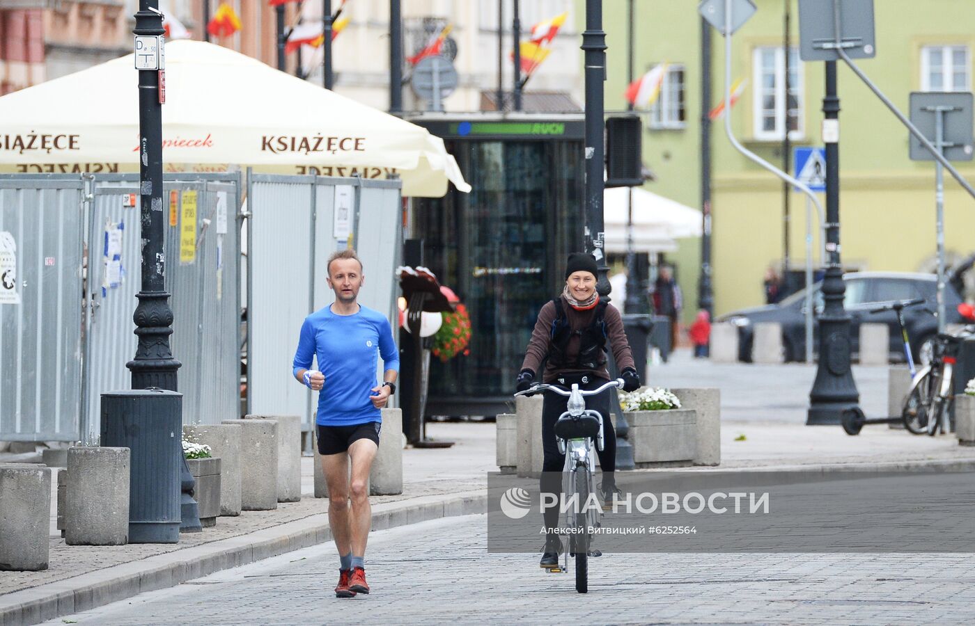 Ослабление карантинных мер в Варшаве