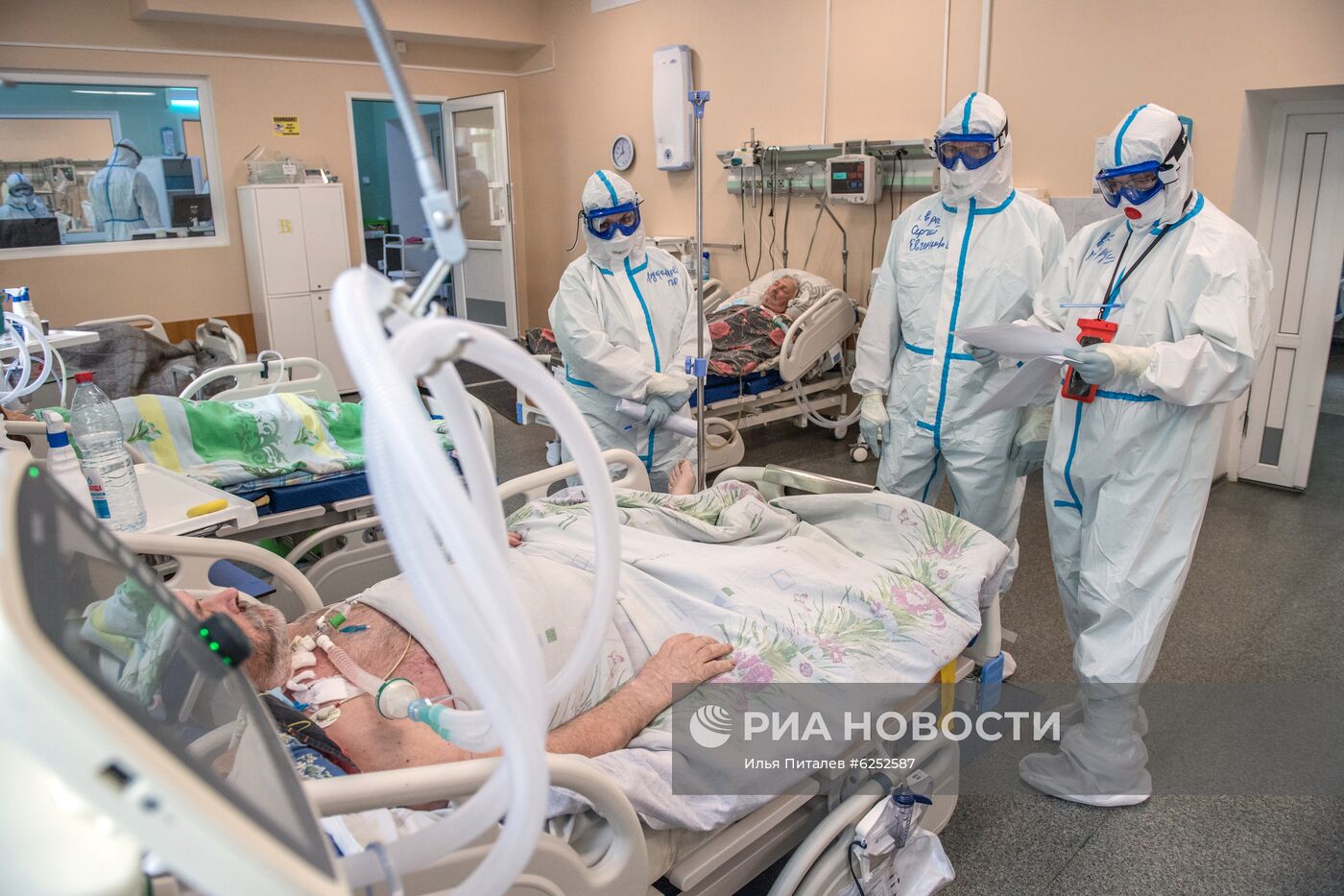 Госпиталь COVID-19 в Тверской областной больнице