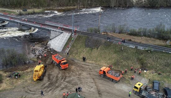 Ж/д сообщение с Мурманском прервано из-за паводка