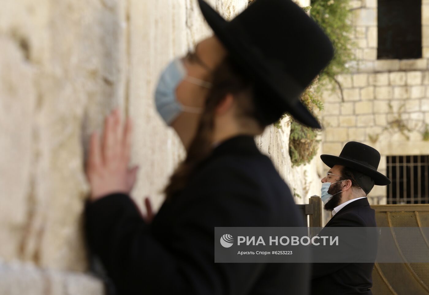 Святые места в Иерусалиме открываются для посещения