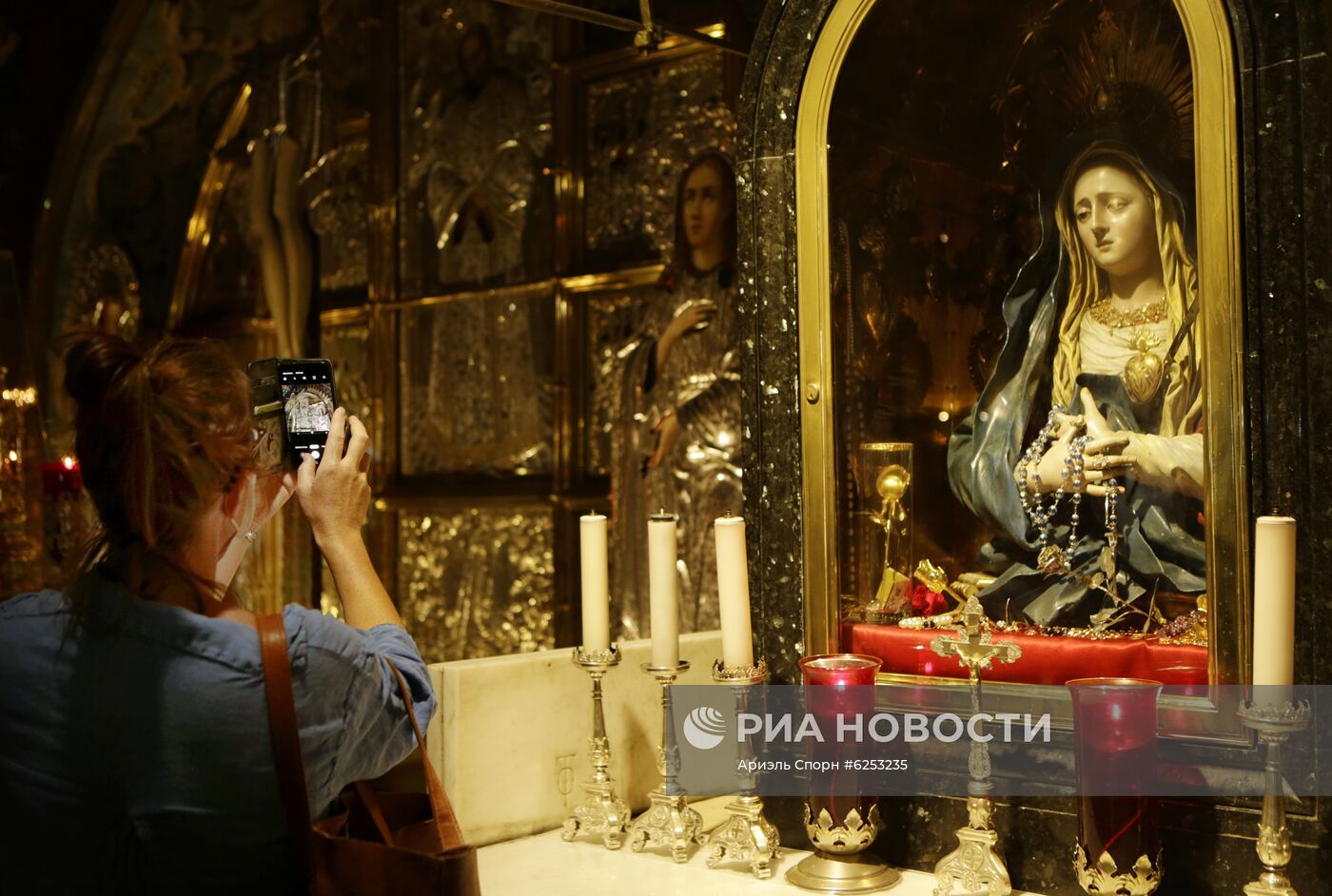 Святые места в Иерусалиме открываются для посещения