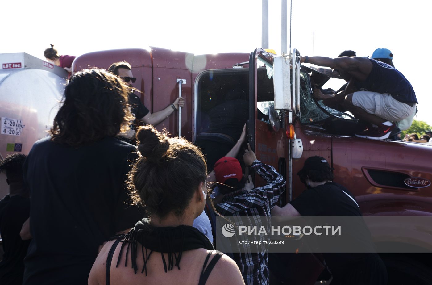 В США продолжаются протесты