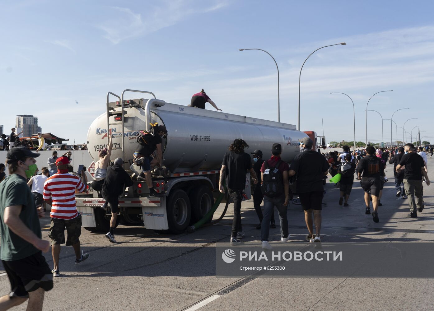 В США продолжаются протесты