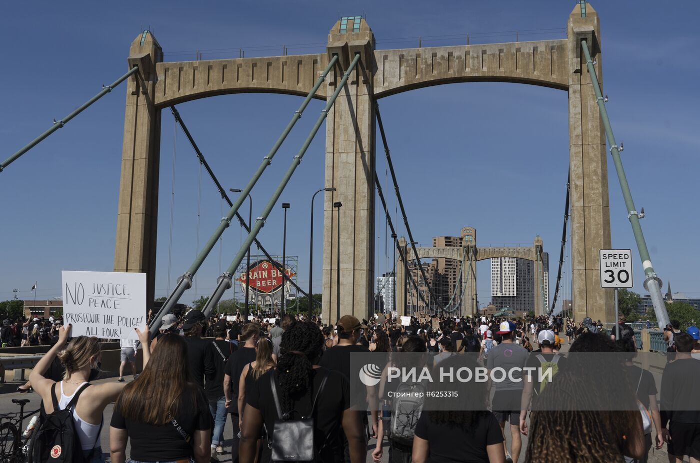 В США продолжаются протесты